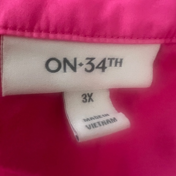 On 34th Tunic Shirt - Picture 6 of 6